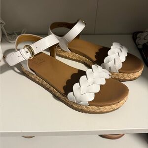 Naturalizer white sandals
